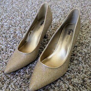 Fioni Gold Stiletto Heels